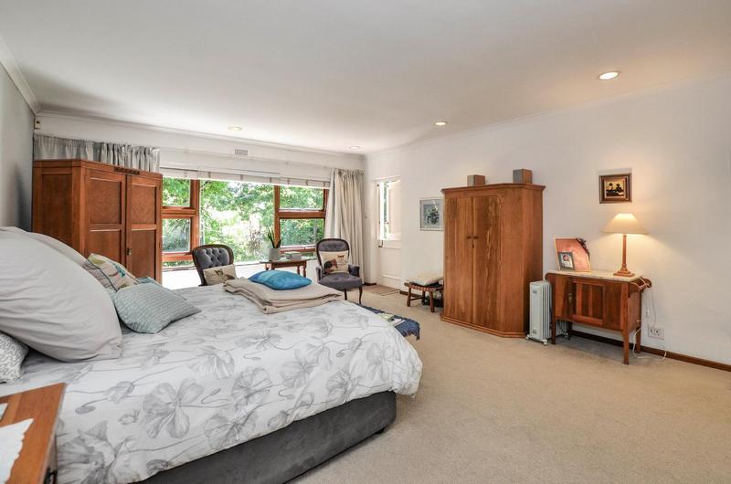 6 Bedroom Property for Sale in Welgemoed Western Cape